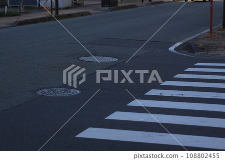 T-junction 108802455