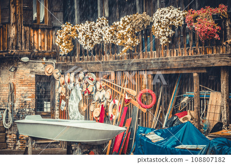 place repair Venetian gondolas place repair Venetian gondolas 108807182