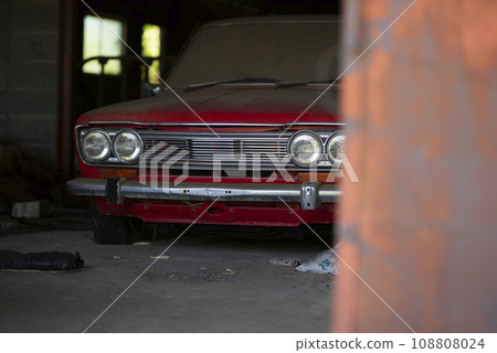 Abandoned car 108808024