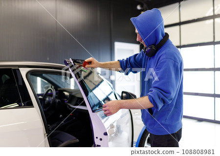 Car tinting, color change, detailing, protective film 108808981