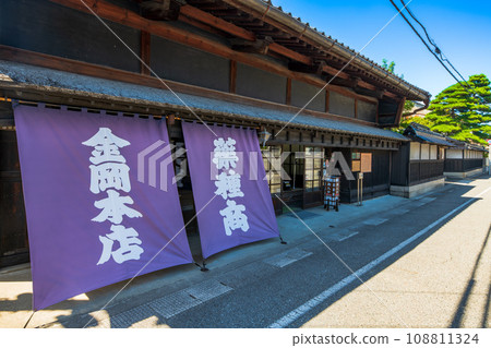Toyama Prefecture, Toyama City, Kanaoka House 108811324