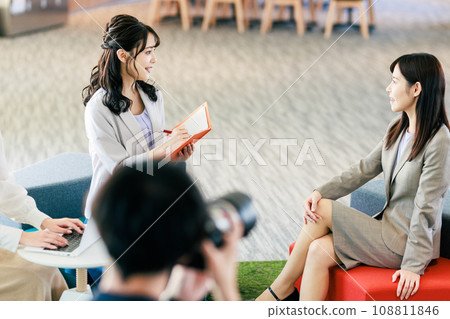 Interview scene Photography cooperation “LINK FOREST” Interview scene Photography cooperation “LINK FOREST” 108811846