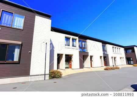 Image of rental apartments and housing complexes 108811993