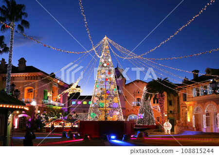 羊茅與歌山濱海城燈飾 羊茅與歌山濱海城燈飾 108815244