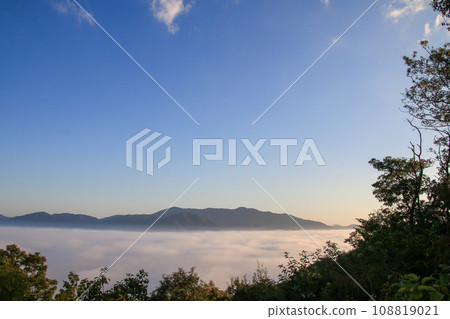 從龜岡霧台看到的雲海 108819021