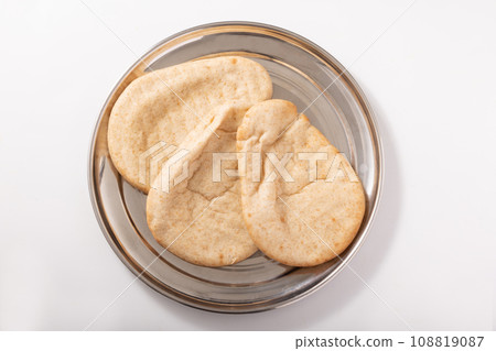 Whole grain mini naan Whole grain mini naan 108819087