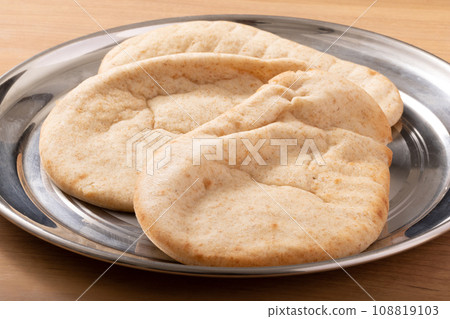 Whole grain mini naan 108819103