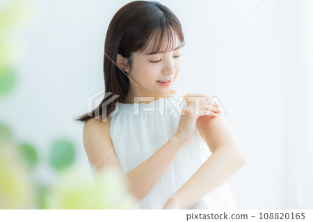 Young woman, beauty image Young woman, beauty image 108820165