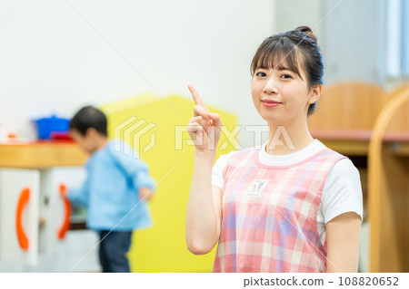年輕的女幼兒教師。攝影合作：有明教育藝術專門學校 108820652