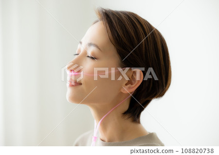 女氫氣氫氣吸入吸入管 108820738
