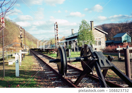 Manji Line Asahi Station Old Station Building/Platform 108823732