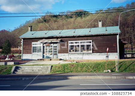 Manji Line Asahi Station Old Station Building/Platform Manji Line Asahi Station Old Station Building/Platform 108823734