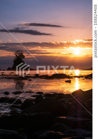 Dawn of Ameya coast 108824408