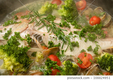 Acqua pazza 材質：櫻桃番茄、歐芹 108824951