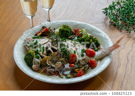 阿誇帕扎葡萄酒 108825123