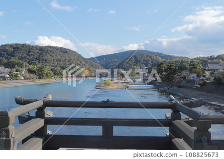 從京都三間眺望宇治川的景色 108825673