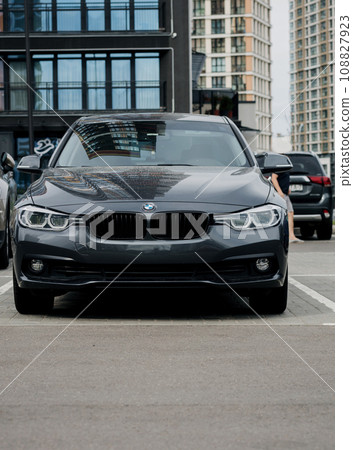 Front view BMW Front view BMW 108827923