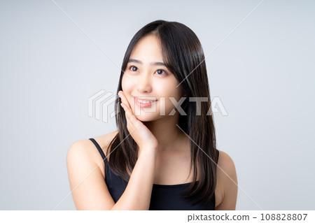 Beauty of young women 108828807