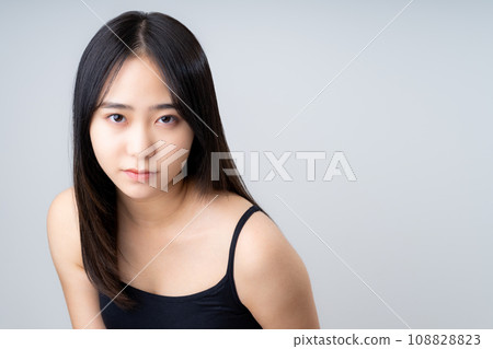 年輕女性的美麗 年輕女性的美麗 108828823