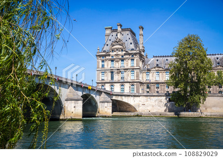 Louvre museum and Royal bridge, Paris, France Louvre museum and Royal bridge, Paris, France 108829029