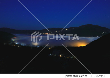 由布院的雲海(布市由布院町) 由布院的雲海(布市由布院町) 108829519