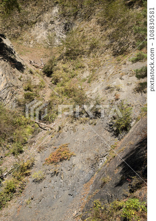 Fossa Magna strata in Hayakawa Town, Yamanashi Prefecture Fossa Magna strata in Hayakawa Town, Yamanashi Prefecture 108830581