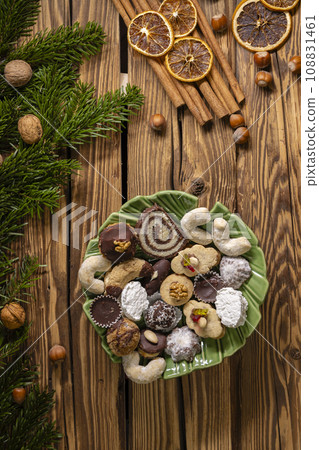 Various types of typical Czech christmas cookies 108831461