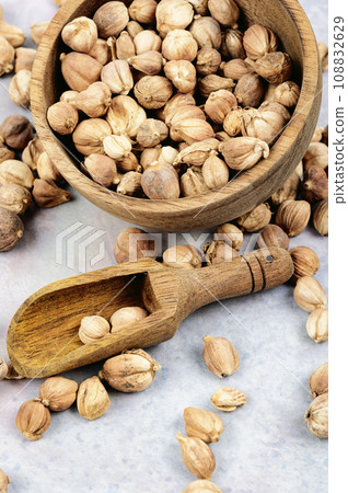 White cardamon, spice. 108832629