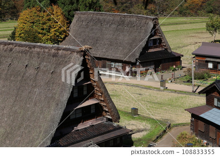 Echinaka 五箇山菅沼村 Echinaka 五箇山菅沼村 108833355
