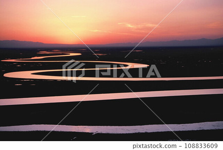 Silk Road Journey: Sunset over the Pineburg Plains Silk Road Journey: Sunset over the Pineburg Plains 108833609