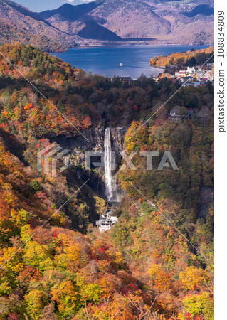 [Tochigi Prefecture] View of Okunikko/Akechidaira at the peak of autumn leaves 108834809
