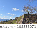 The stone walls of Takeda Castle ruins shine against the blue sky 108836071