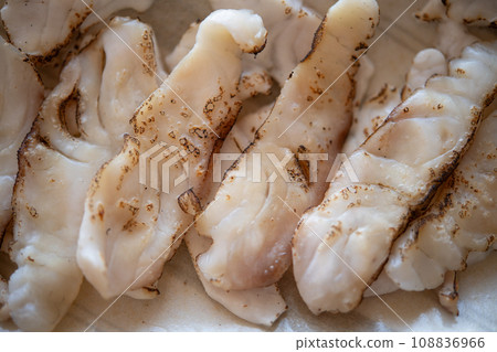 烤紅鯛魚 108836966