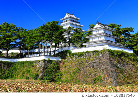 [長崎縣] 島原城天守閣的晴空（修復後） 108837540