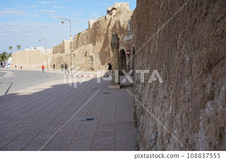 Walls of African MAZAGAN city in Morocco 108837555