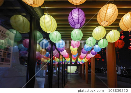 Oct 4 2023 Paper lanterns on the hallway, Mid Autumn festival Oct 4 2023 Paper lanterns on the hallway, Mid Autumn festival 108839250