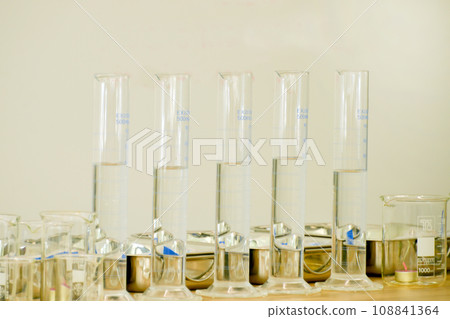 Empty podium glass with glass geometric platform. science laboratory test tubes, chemical laboratory equipment. Research and develop in lab. 108841364