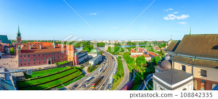 Road through Vistula 108842335