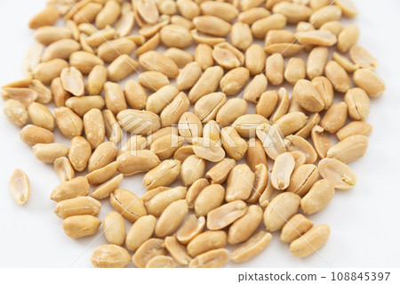 Peanuts Peanuts 108845397