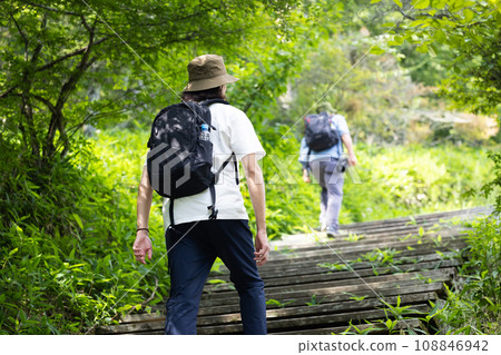 Young man enjoying a hike 108846942