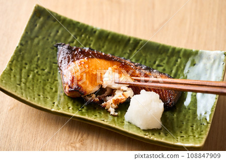 Yellowtail teriyaki Yellowtail teriyaki 108847909