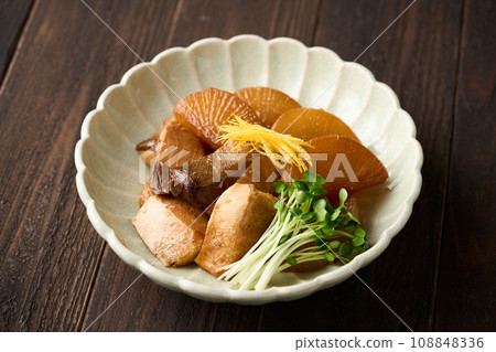 第一個棕色蛋 108848336