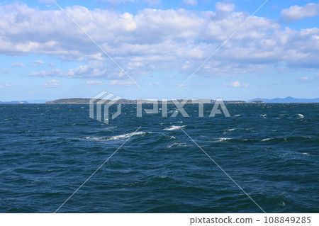 Panoramic view of Shinojima and Kijima in Mikawa Bay (Minamichita Town, Aichi Prefecture) 108849285