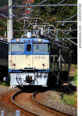 吹哨!!將過去的威嚴傳遞到今天...山口的夏爾巴人，EF63電力機車【複式運行】 108850788