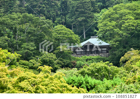 大長山勝王寺（二階堂）[大阪府箕面市勝王寺] 108851827