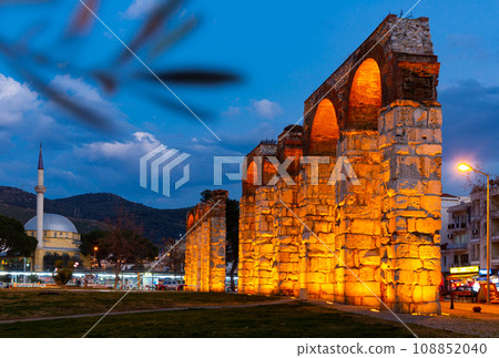 Byzantine aqueduct in Turkish town of Selcuk at dusk Byzantine aqueduct in Turkish town of Selcuk at dusk 108852040