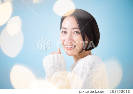 女性蓬鬆前景散景美女 108858018