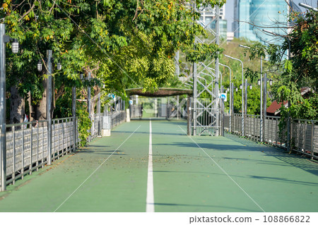 Green sky walk connects between Lumpini Park and Benchakitti Park. This is total distance 1.3 km and is builded in heart of Bangkok city. Green sky walk connects between Lumpini Park and Benchakitti Park. This is total distance 1.3 km and is builded in heart of Bangkok city. 108866822