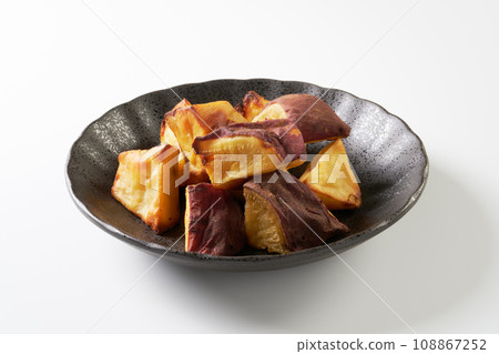 Roasted sweet potato (silk sweet) image Roasted sweet potato (silk sweet) image 108867252