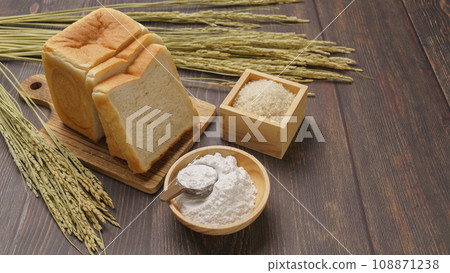 Bread with rice flour image | (rice flour, white rice, white bread) 108871238